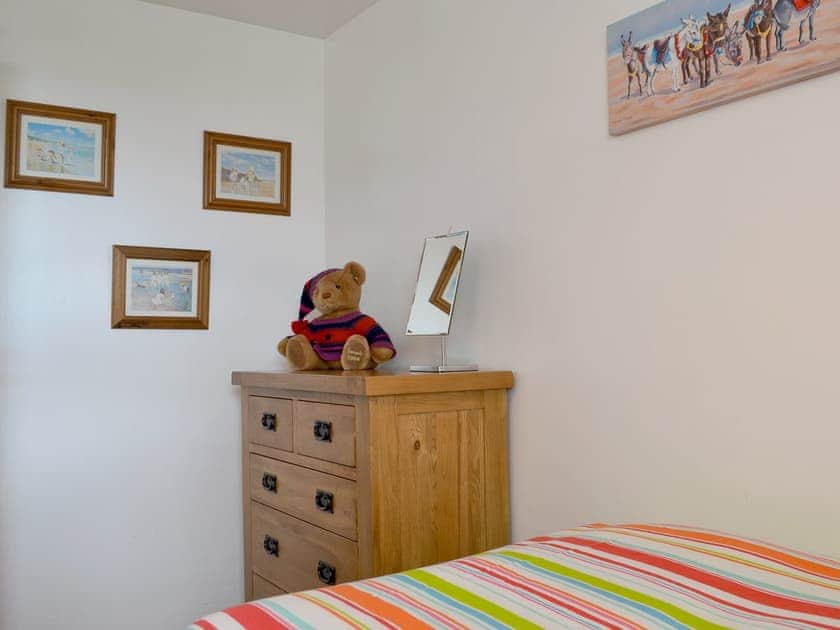 Single bedroom | Old Low Farm Cottage, Aldbrough, near bridlington