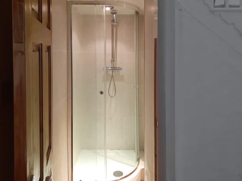 Shower room | The View Old Coastguard Cottage, Tynemouth