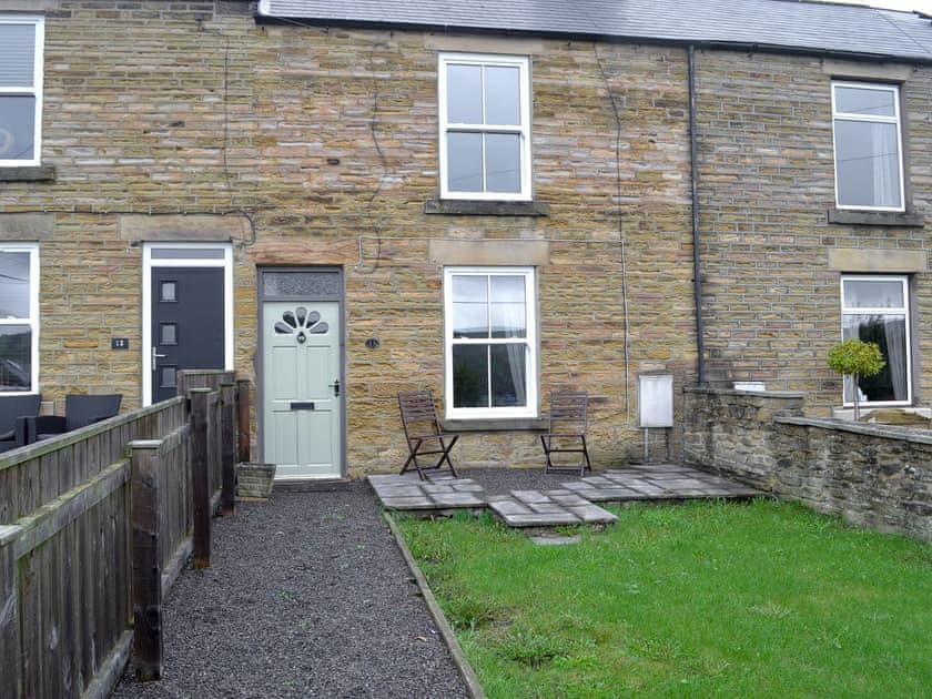 Thistle Cottage in Wolsingham, near Crook, County Durham Book Online