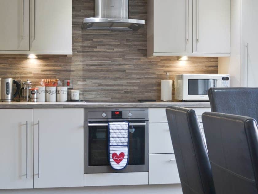 Well equipped kitchen area | Harbourside House, Whitby