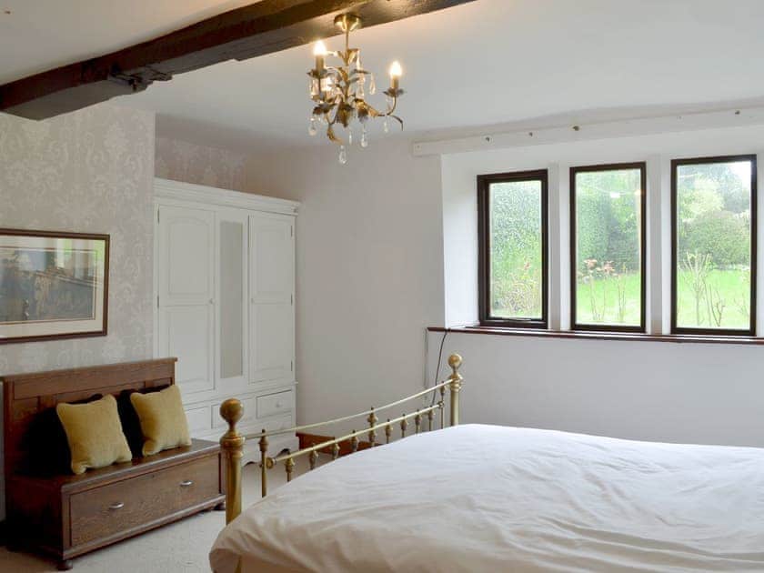 Spacious double bedroom | Rose Cottage - Law Farm Cottages, Southowram, near Halifax