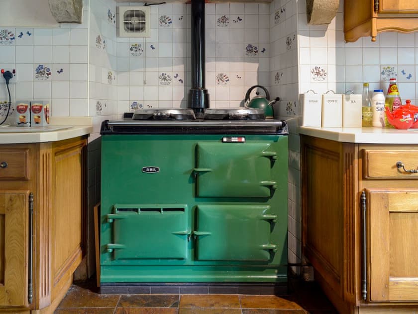 Well equipped kitchen | Wisteria Cottage - Law Farm Cottages, Southowram, near Halifax