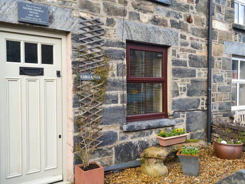 Traditional Welsh stone terraced cottage | Eirianfa, Penmachno, near Betws-y-Coed