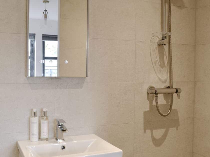 En-suite wet room | Thistlebank, Banton, near Kilsyth