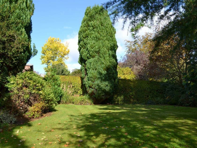 Mature garden | The Garth, Penrith