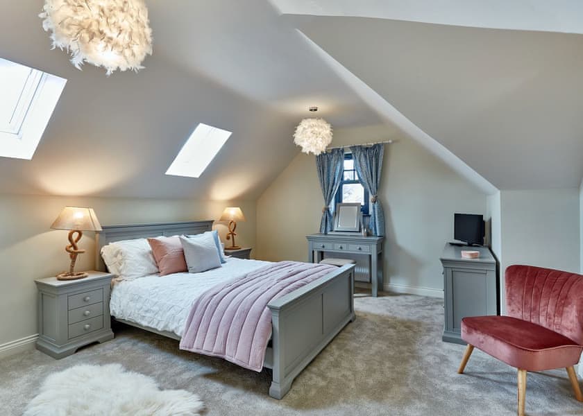 Welcoming double bedded room | Seascape - Saltscape, Mundesley, near North Walsham