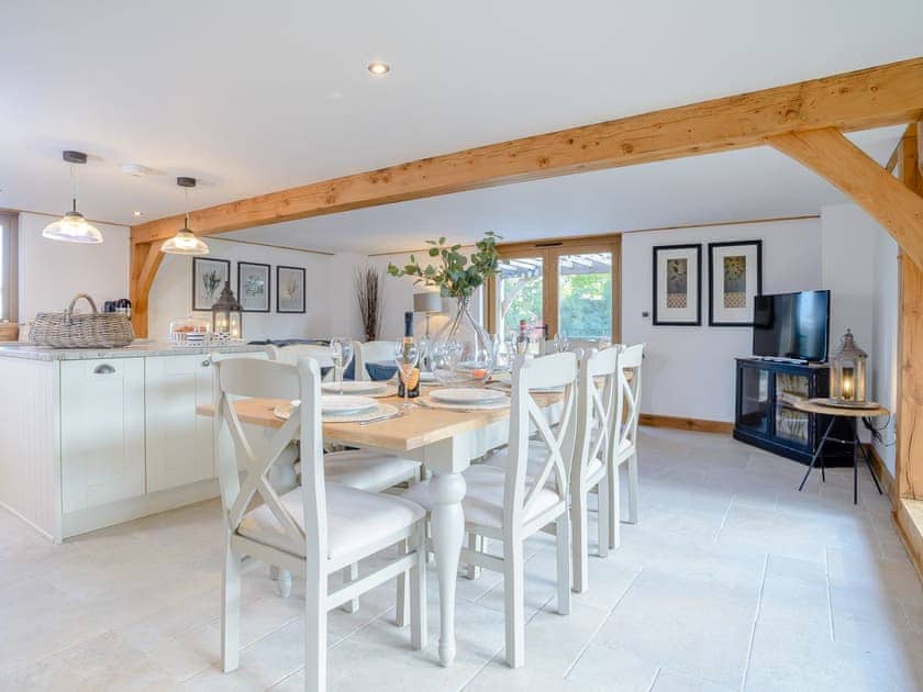 Spacious open-plan design | Hare’s Furrow - Stop in the Sticks, Burton Overy