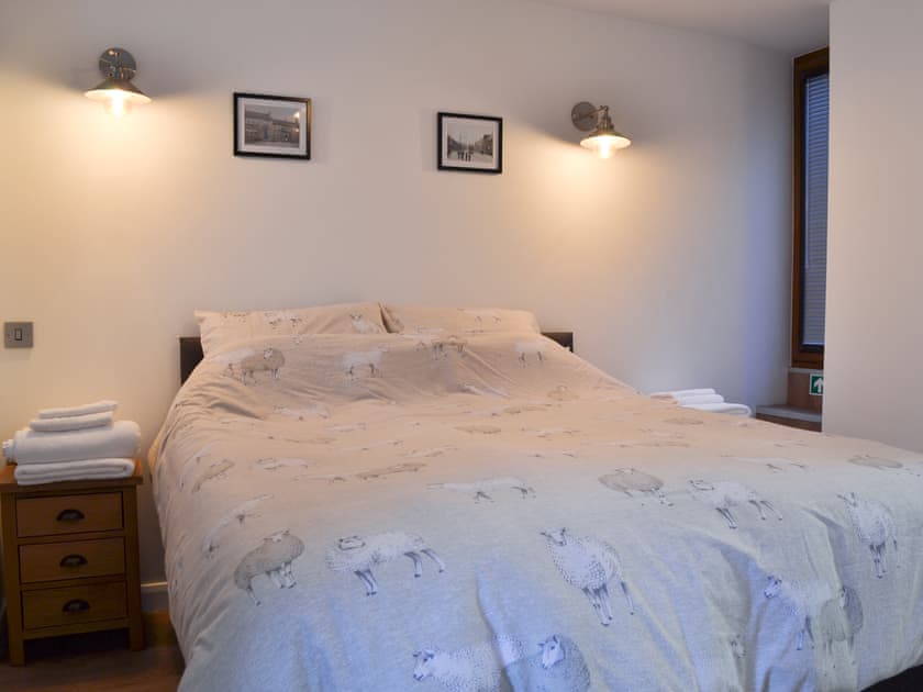 Cosy and relaxing bedroom | Chunal Apartment - Central Glossop, Glossop