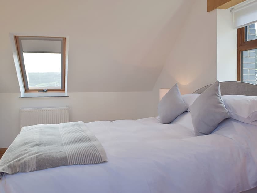 Double bedroom | Y Beudy Bach, Pontyberem, near Kidwelly