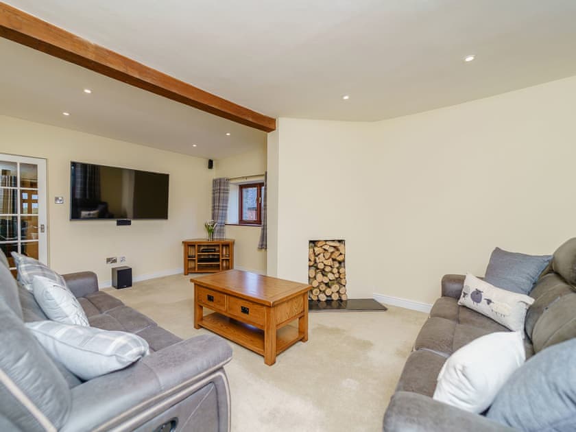 Comfortable living room | Rhiew Banc, Bwlch-y-ffridd, near Newtown