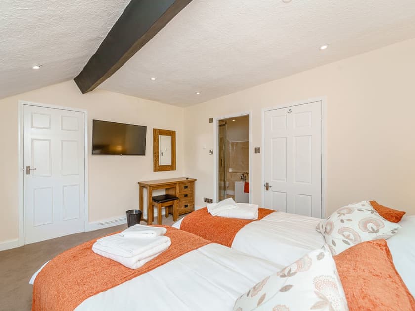 Twin bedroom | Rhiew Banc, Bwlch-y-ffridd, near Newtown