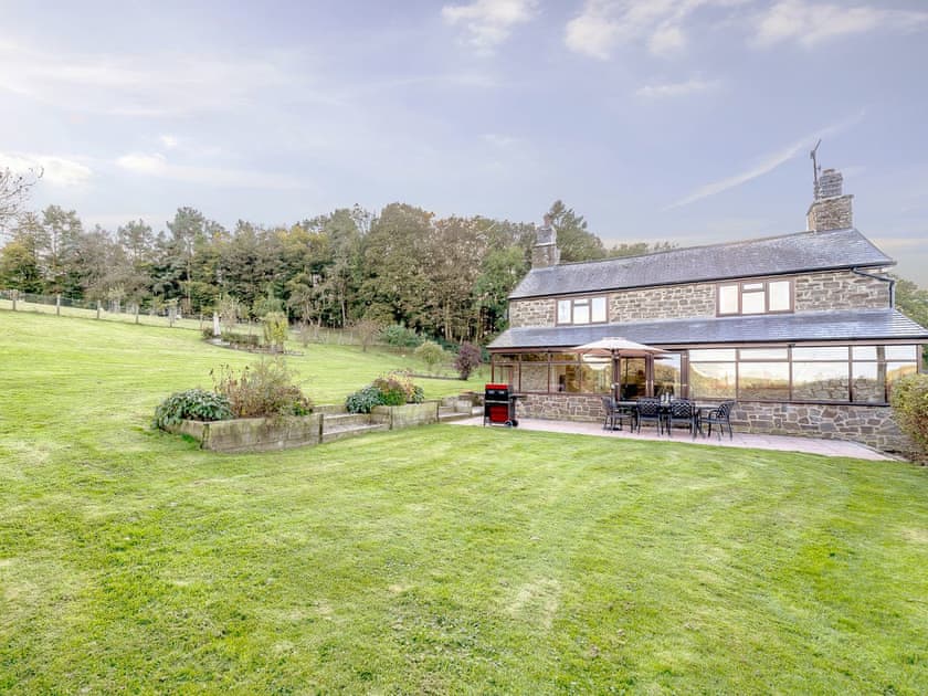 Large enclosed garden | Rhiew Banc, Bwlch-y-ffridd, near Newtown