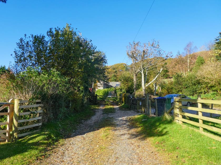 Lane to the property with car park on right | High Thrushbank, Loweswater