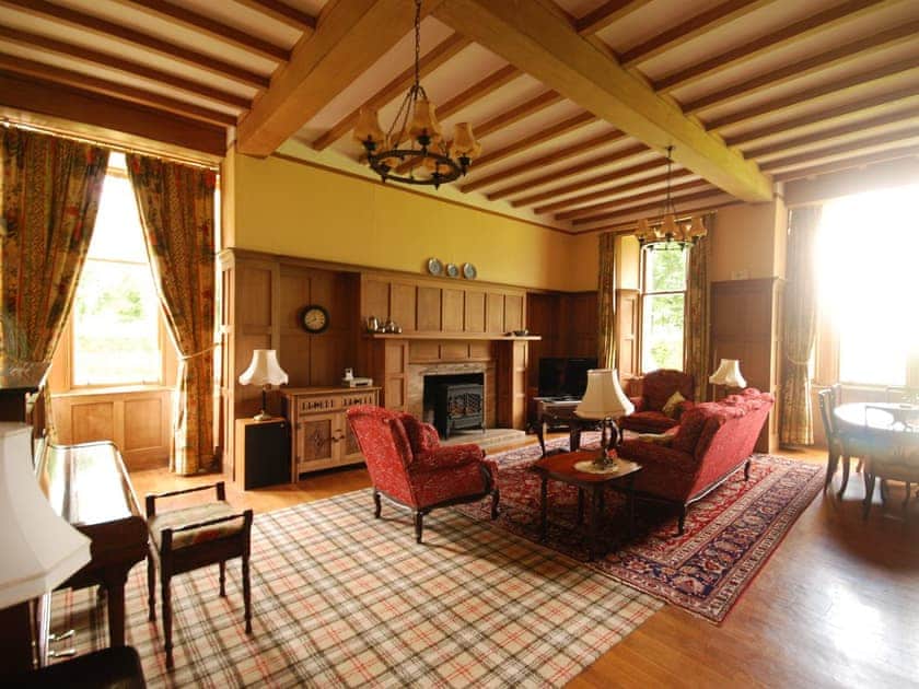 Welcoming living and dining room | Edwardian Wing - Bonawe House, Taynuilt, near Oban