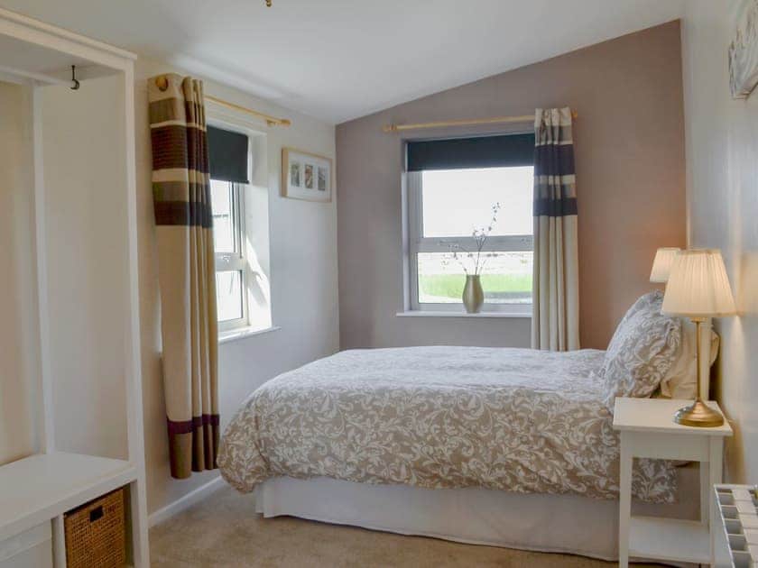 Comfortable double bedroom | Coles Retreat, Anderby Creek, near Skegness