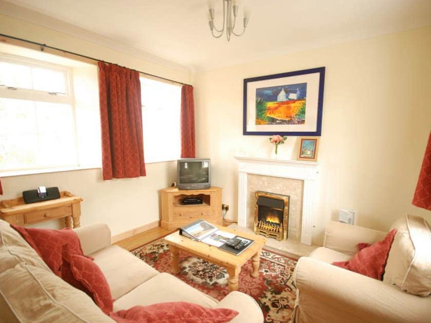 Welcoming living area  | Clematis Cottage - Bonawe House, Taynuilt, near Oban