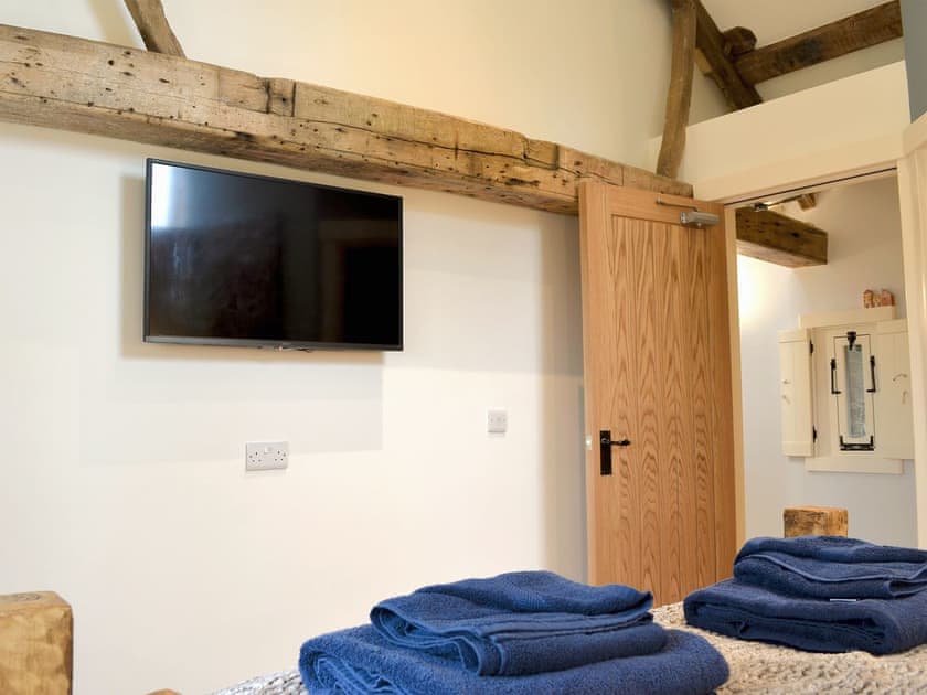 Comfortable double bedroom | ’Ay Up - Dringhoe Hall Cottages - Dringhoe Hall Cottages, Driffield, near Bridlington