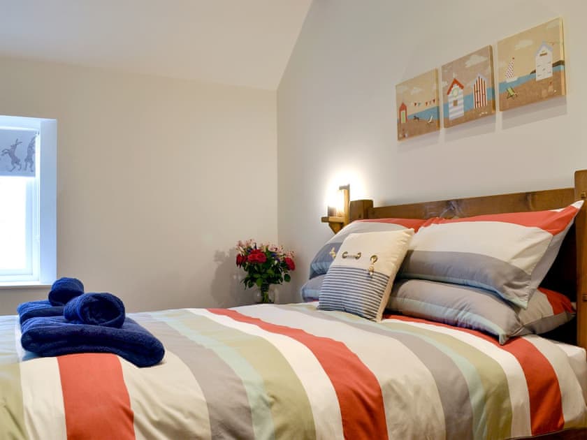 Relaxing double bedroom | ’Ay Up - Dringhoe Hall Cottages - Dringhoe Hall Cottages, Driffield, near Bridlington