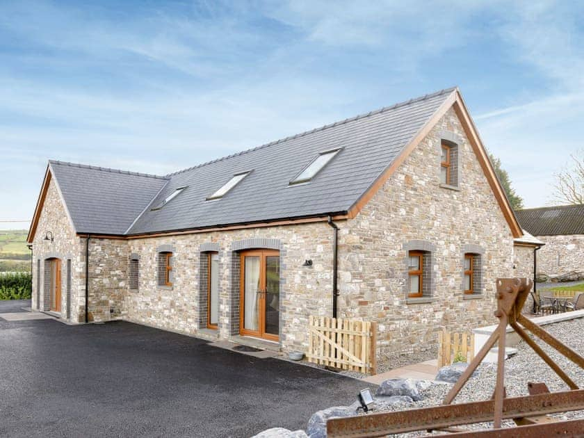 Delightful holiday home | Y Beudy Bach, Pontyberem, near Kidwelly