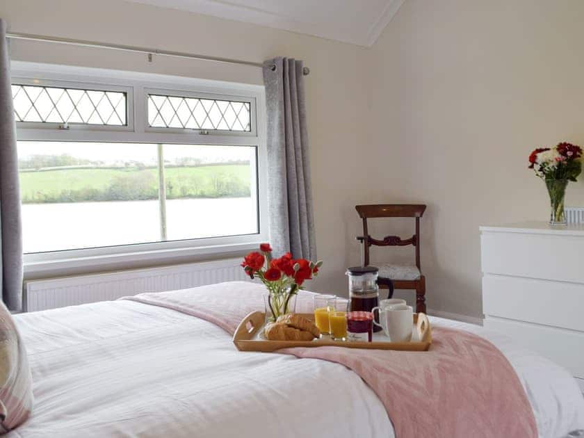 Relaxing first floor kingsize bedroom | Green Acre, St Dogmaels, near Cardigan