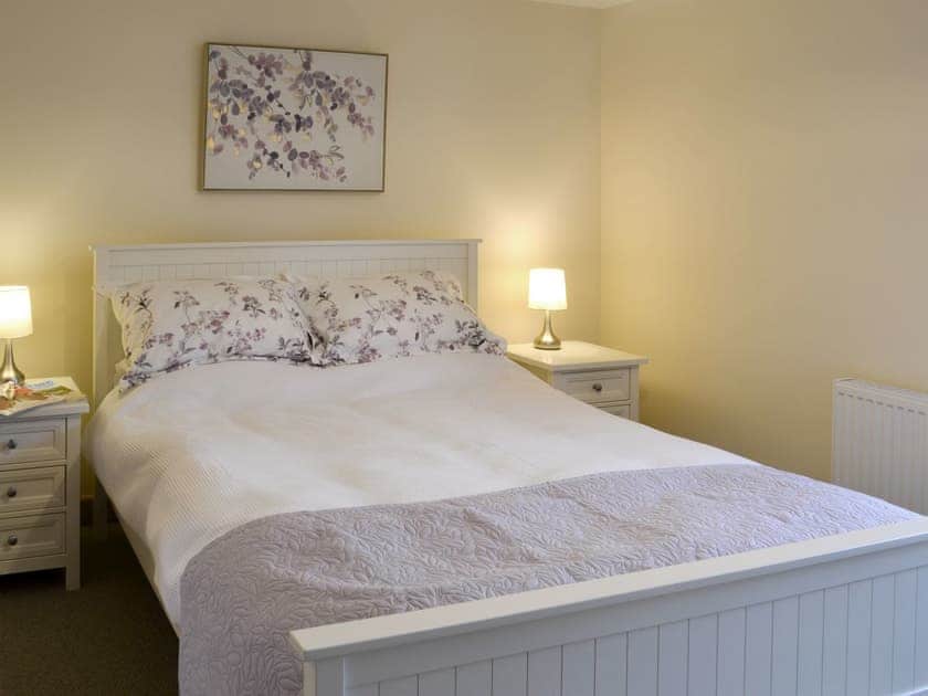 Attractive en-suite double bedroom | Cowslip - Ranby Cottage Farm, Ranby, near Retford