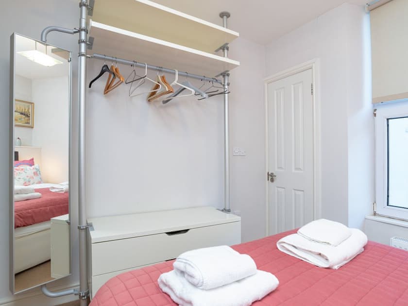 Restful double bedroom | Apartment 2 The Wheelhouse., Fowey