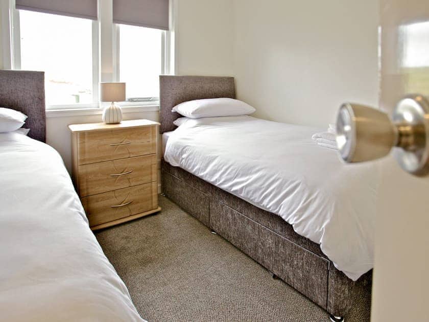 Twin bedroom | Rockworks Chalets No. 5 - Rockworks Chalets, Holm, near Kirkwall