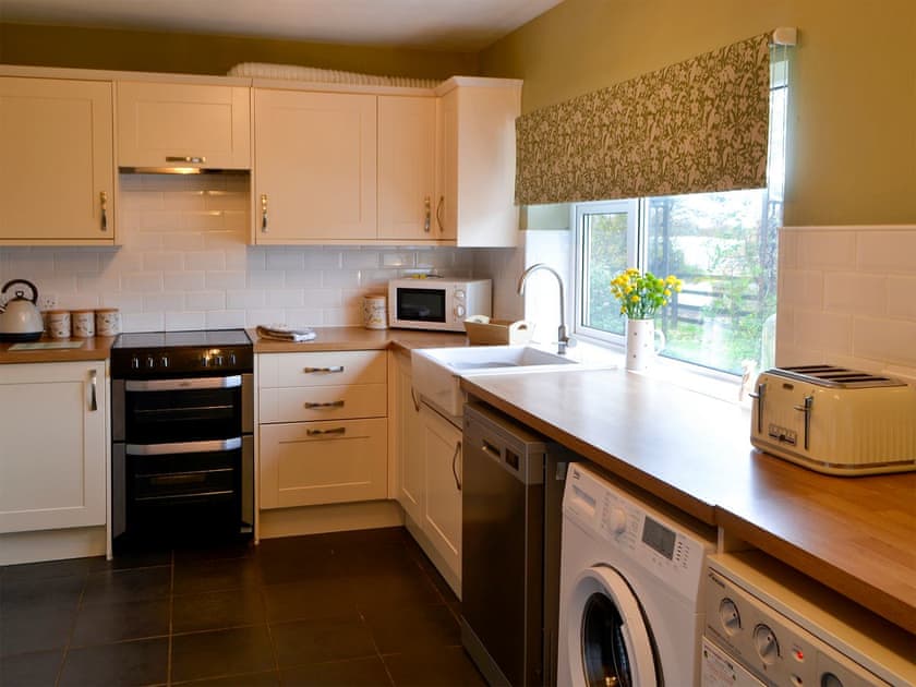 Farmhouse style kitchen | Westfield Farm Cottage, East Holywell, near Whitley Bay