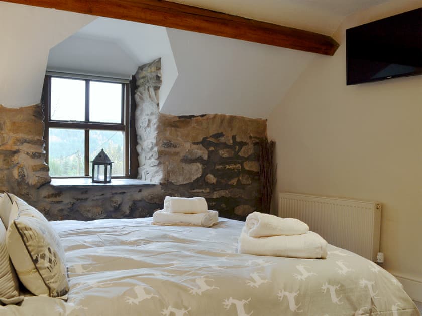 King bedroom  | Clawdd Gwyn, Trefriw, near Llanrwst