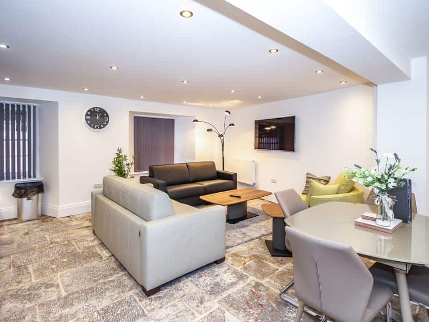 Living room/dining room | The Sandringham Suite, Plymouth