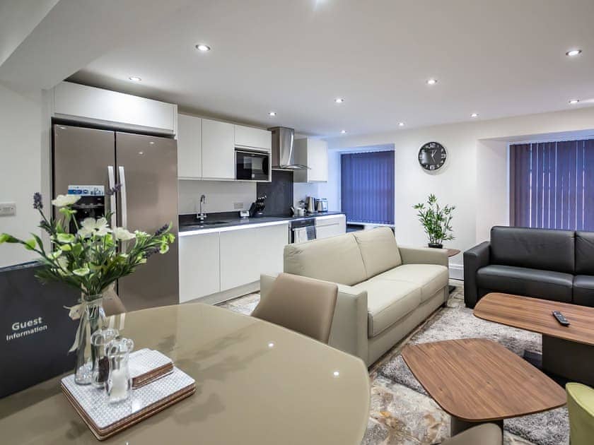 Open plan living space | The Sandringham Suite, Plymouth