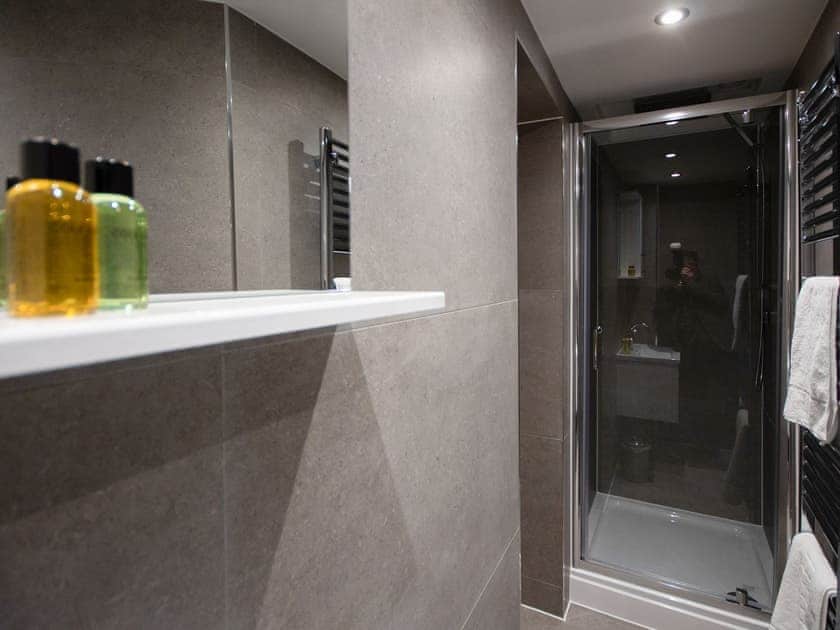 En-suite | The Sandringham Suite, Plymouth