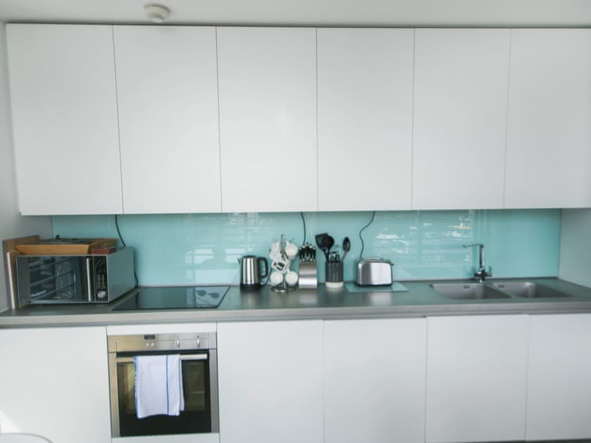 Stylish kitchen area | 20 Brewhouse - Brewhouse, Plymouth