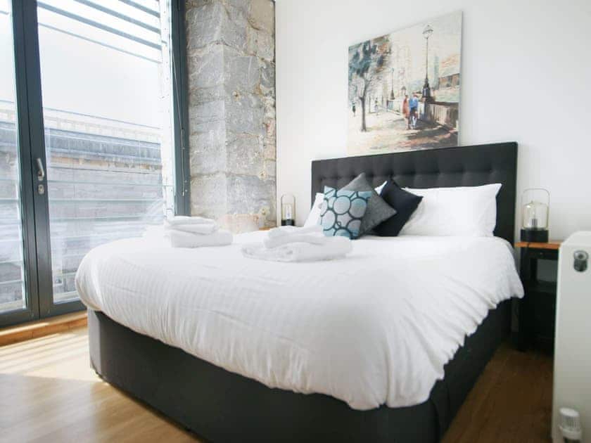 Delighful double bedroom | 20 Brewhouse - Brewhouse, Plymouth