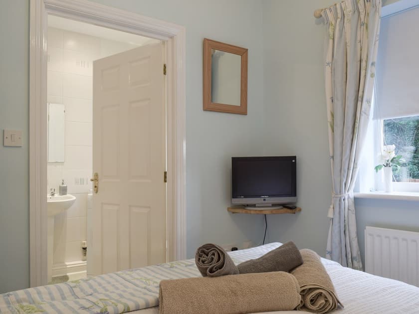 Spacious en-suite double bedroom | Bards Well, Stratford-upon-Avon