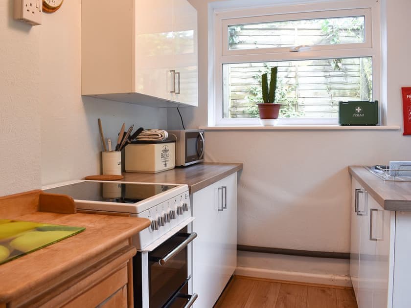 Kitchen | Prince Croft Annexe - Mount Hawke Holiday Bungalows, Mount Hawke, near Redruth