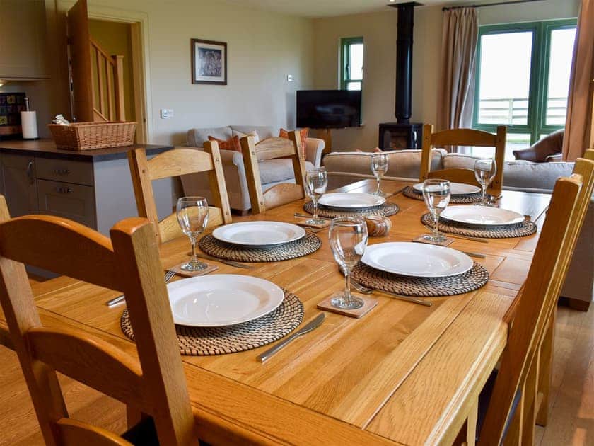 Spacious open plan living space | Petronella - Paddockhall Cottages, Linlithgow, near Edinburgh 