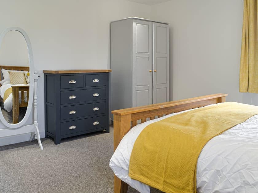 Double bedroom | Rosie’s Cottage, Near Lochwinnoch