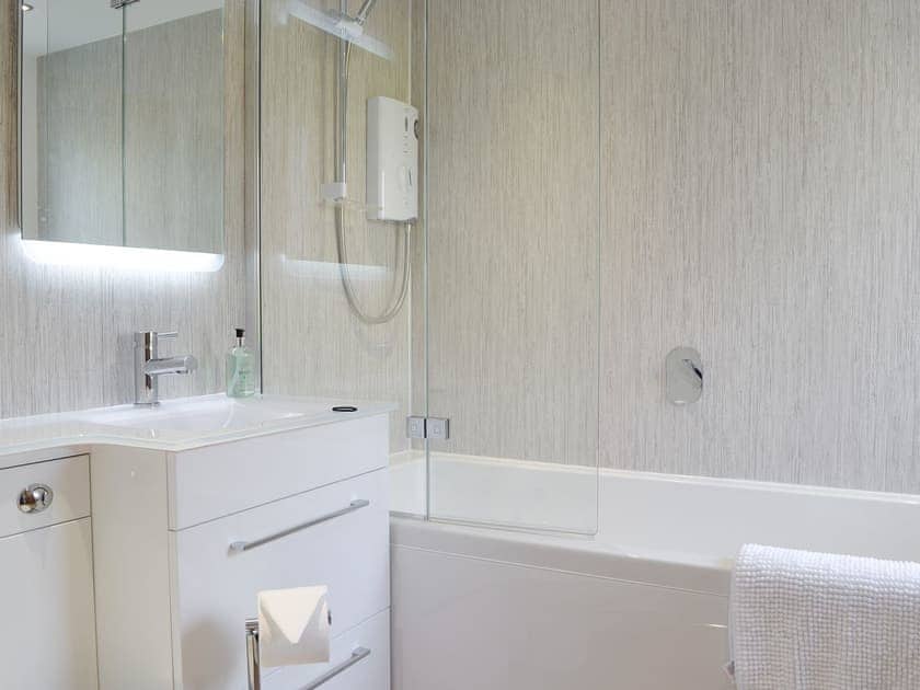 Bathroom | Rosie’s Cottage, Near Lochwinnoch