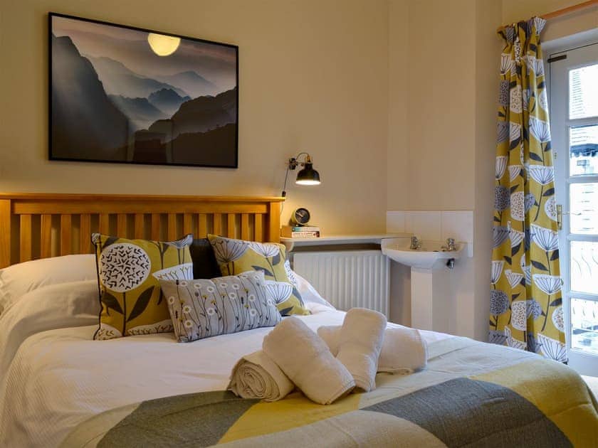 Relaxing double bedroom | Linton, Keswick
