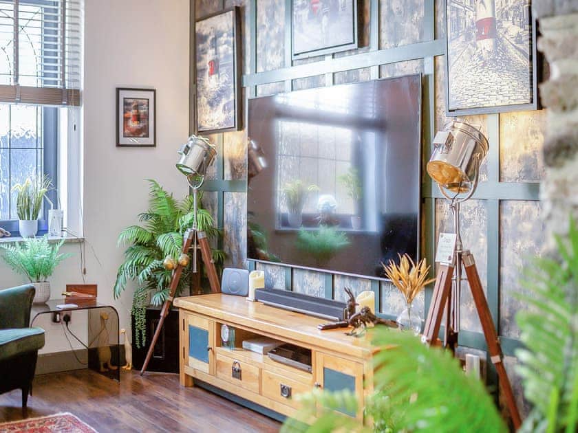 Open plan living space | The Catacombs, Plymouth