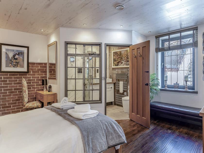 Double bedroom | The Catacombs, Plymouth