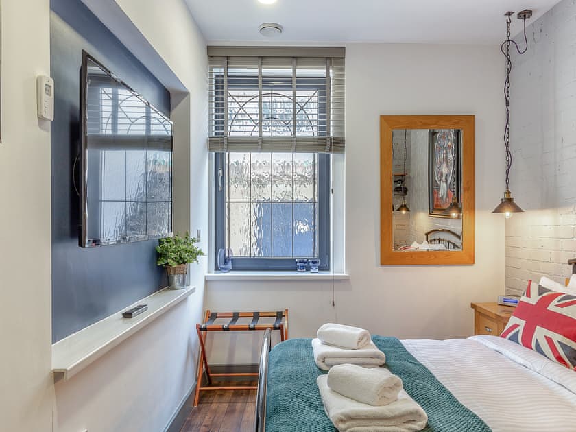 Double bedroom | The Catacombs, Plymouth