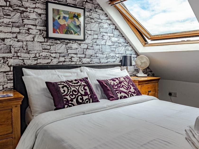 Double bedroom | The Loft - White Lane Apartments, Plymouth