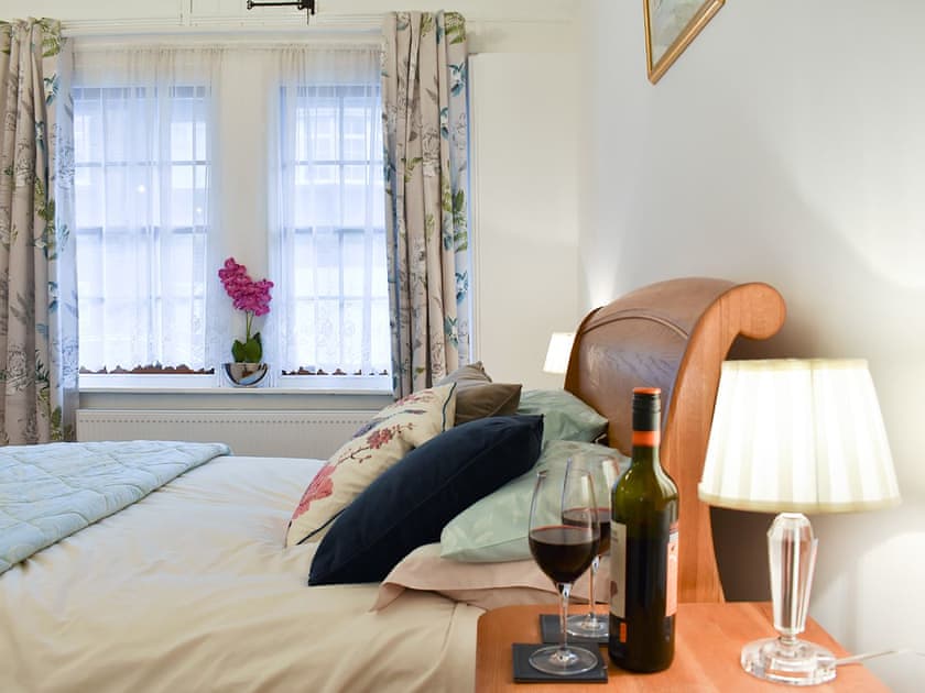 Welcoming double bedroom | The Cottage by the Sea - The Cottages by the Sea, Littlehampton, near Arundel