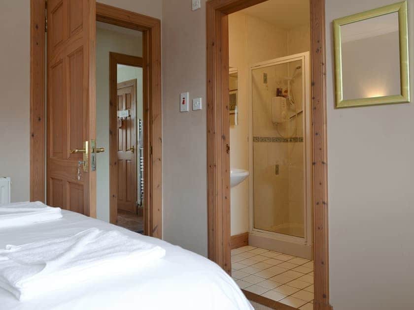 En-suite shower room | Rowan Cottage, Aviemore