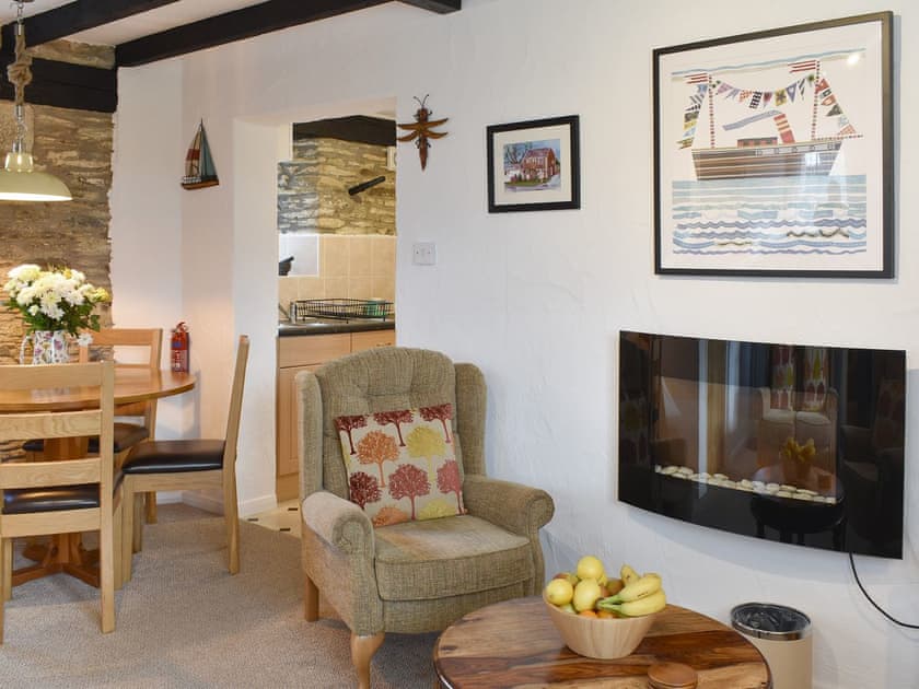 Attractive living and dining area | Penny’s Cottage - Cartole Cottages, Pelynt, near Looe