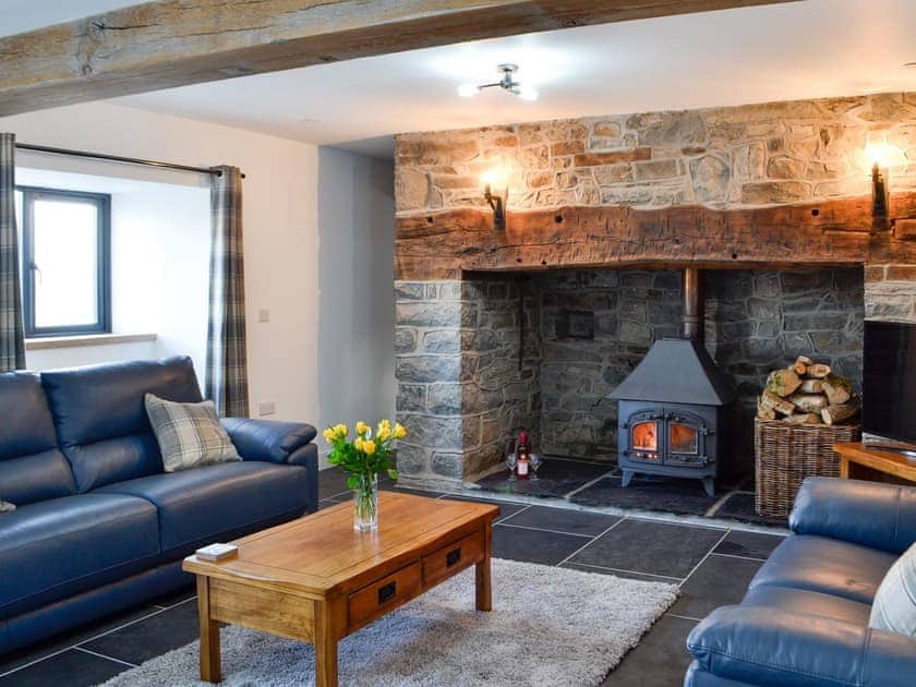 Cosy and comfortable living room | Pistyll Gwyn, Llanwrthwl, near Rhayader