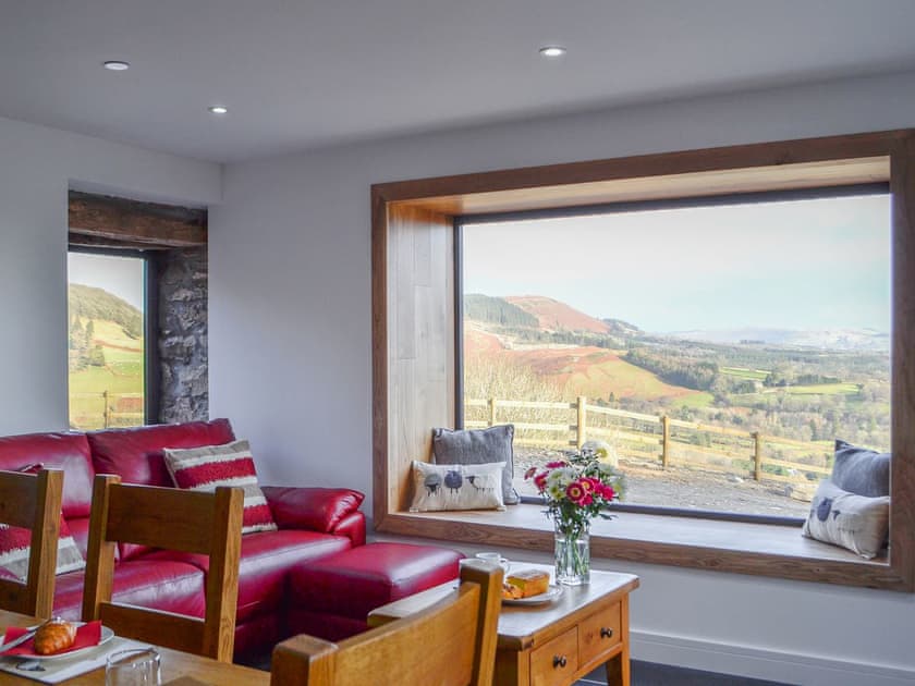 Dining and relaxing sitting area | Pistyll Gwyn, Llanwrthwl, near Rhayader