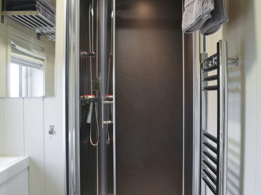 Shower room | Merlin’s Cabin - Wallace Lane Farm Cottages, Brocklebank, near Caldbeck and Uldale